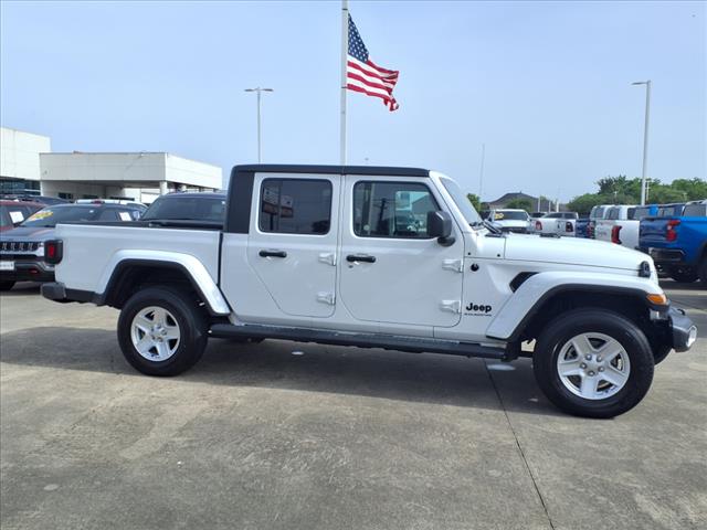 2023 Jeep Gladiator Sport