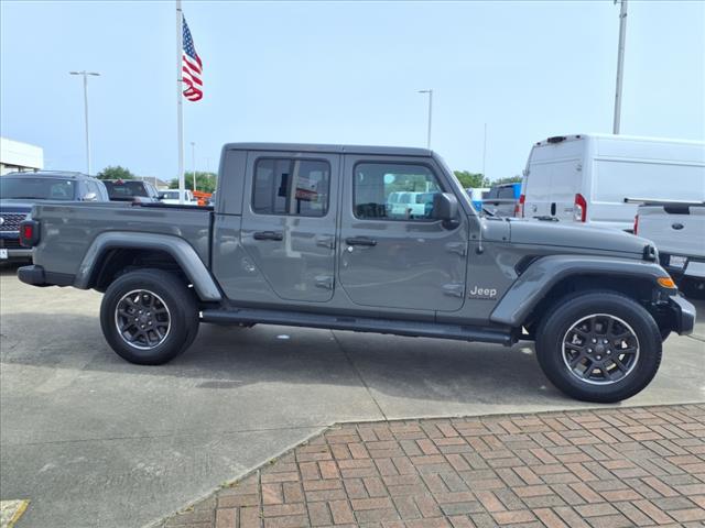 2023 Jeep Gladiator Overland