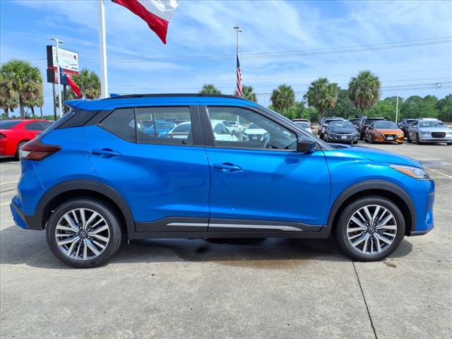 2024 Nissan Kicks SR