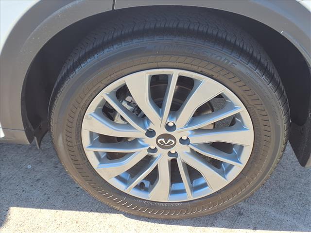 2024 INFINITI QX50 LUXE