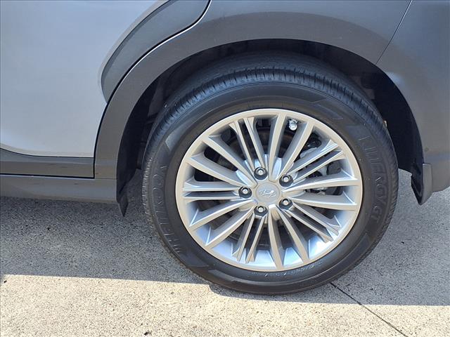 2021 Hyundai KONA SEL Plus