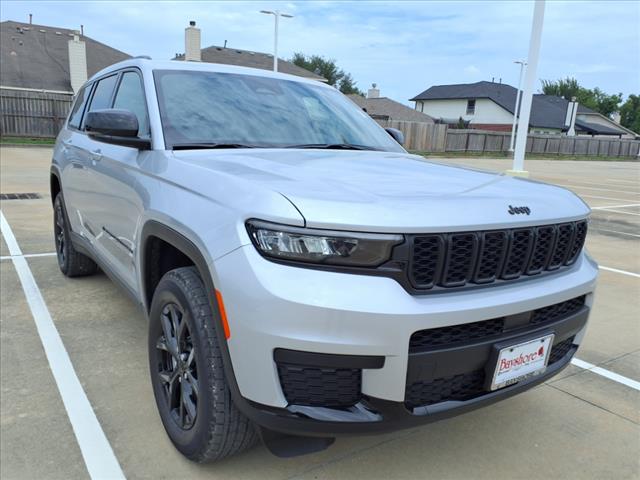 2025 Jeep Grand Cherokee L Laredo
