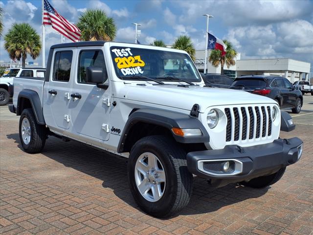 2023 Jeep Gladiator Sport