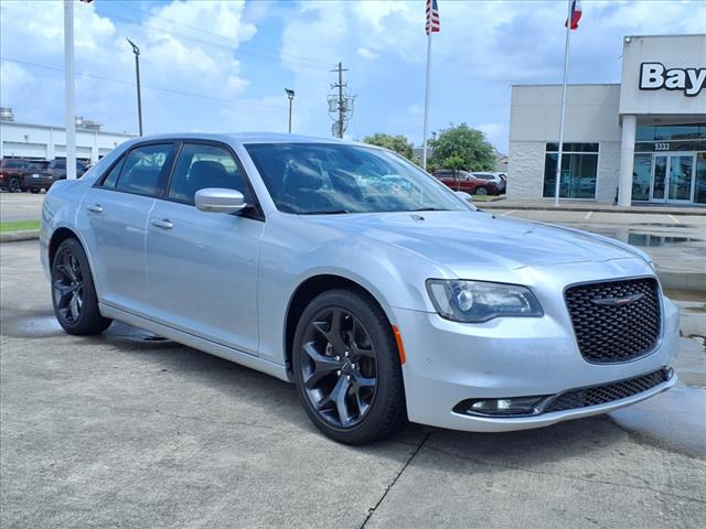 2023 Chrysler 300 S