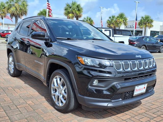 2022 Jeep Compass Latitude Lux
