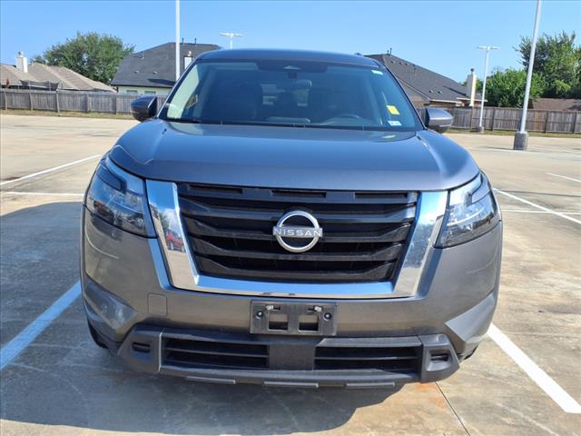 2023 Nissan Pathfinder SV