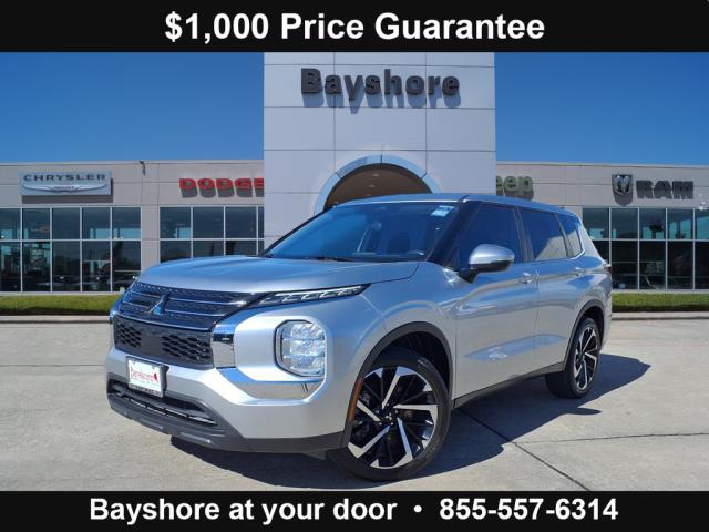 2022 Mitsubishi Outlander ES