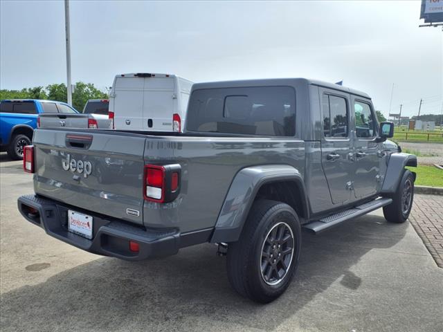 2023 Jeep Gladiator Overland