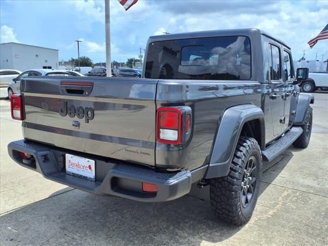 2025 Jeep Gladiator Sport
