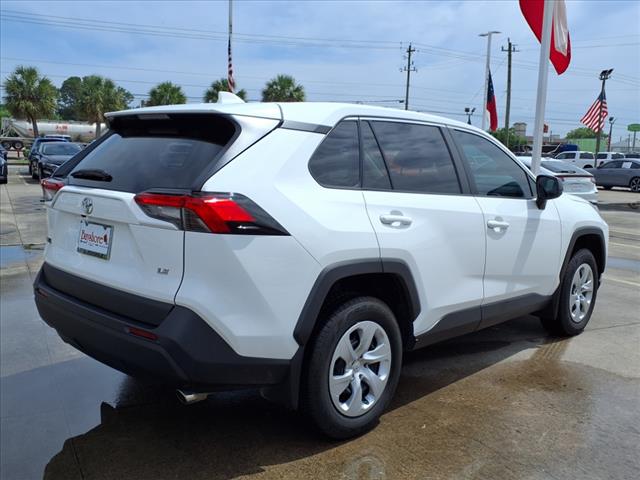 2023 Toyota RAV4 LE
