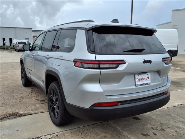 2025 Jeep Grand Cherokee L Laredo
