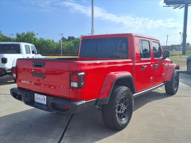 2024 Jeep Gladiator Sport