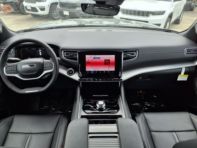 2025 Jeep Wagoneer Base