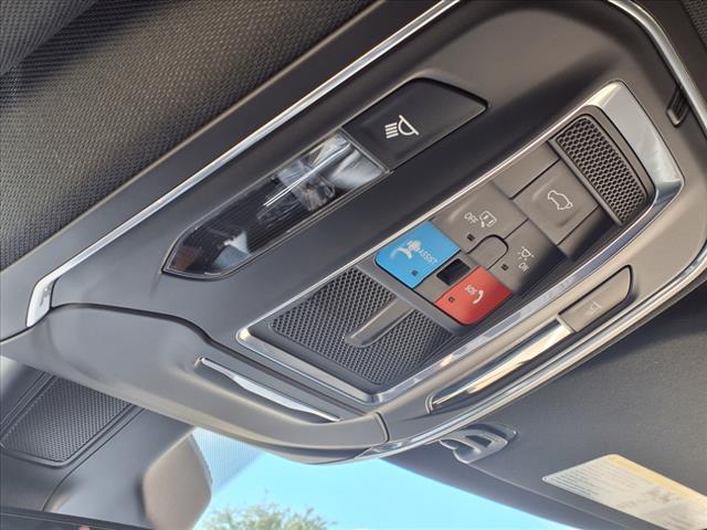 2025 Jeep Wagoneer Base