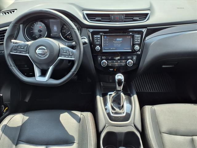 2017 Nissan Rogue Sport SL