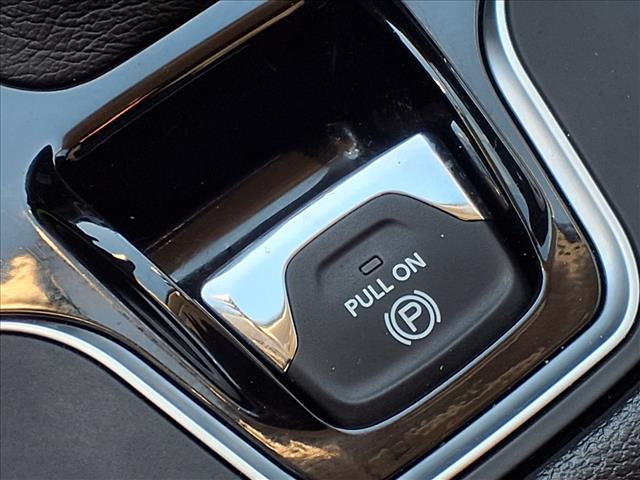 2020 Jeep Cherokee Altitude