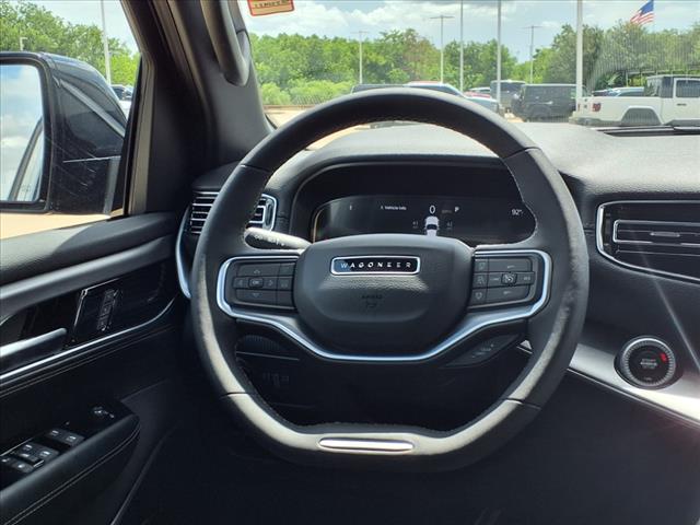 2025 Jeep Wagoneer Base
