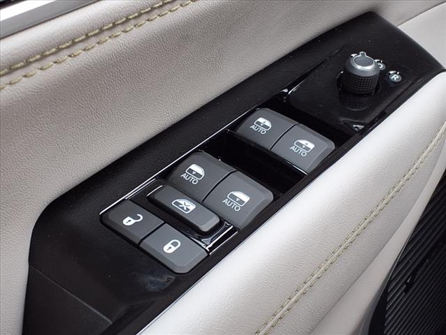 2025 Jeep Wagoneer Base