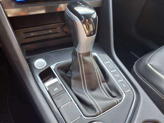 2023 Volkswagen Tiguan 2.0T SEL R-Line