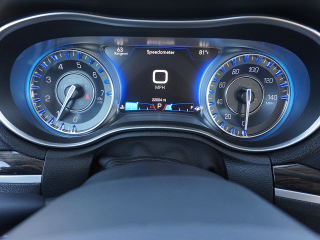 2015 Chrysler 300 Limited