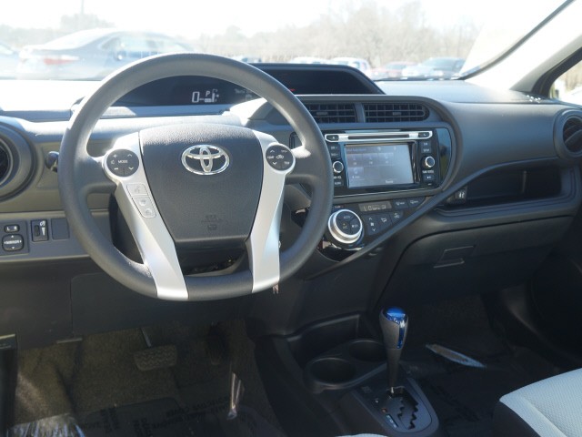 2015 Toyota Prius C One