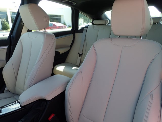 2017 BMW 3 Series 330i xDrive Gran Turismo