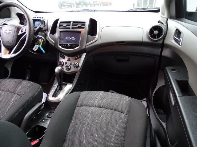 2016 Chevrolet Sonic LT Auto