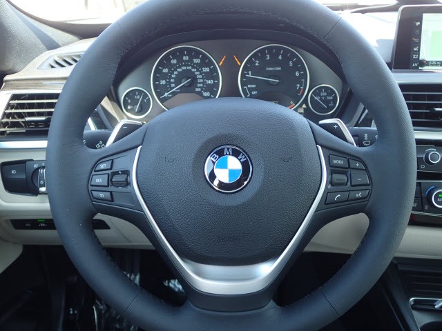 2017 BMW 3 Series 330i xDrive Gran Turismo