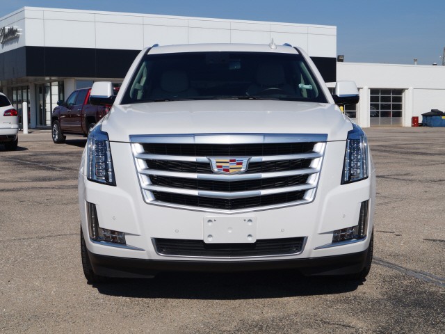 2016 Cadillac Escalade Luxury Collection