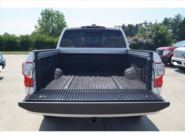 2017 Nissan Titan RS