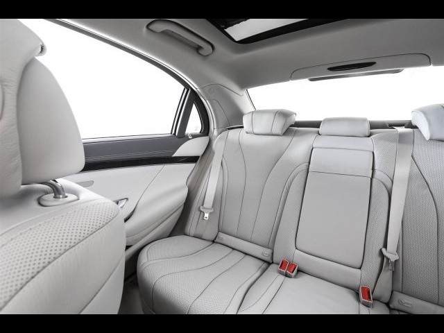 2017 Mercedes-Benz S-Class S550 Base