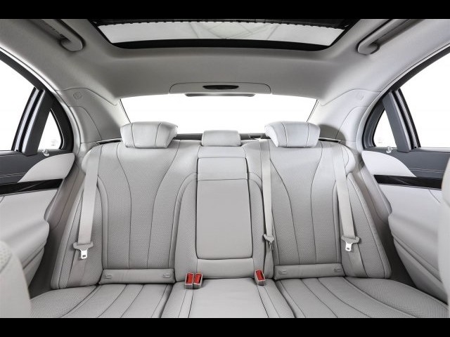 2017 Mercedes-Benz S-Class S550 Base