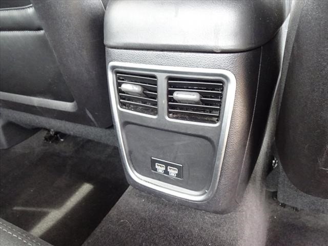 2016 Dodge Charger SE