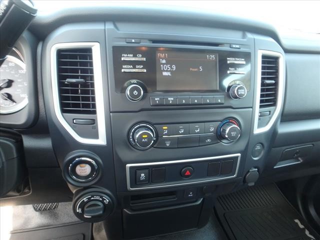 2017 Nissan Titan XD SV
