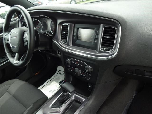 2016 Dodge Charger SE