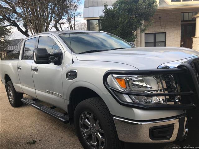 2018 Nissan Titan SV