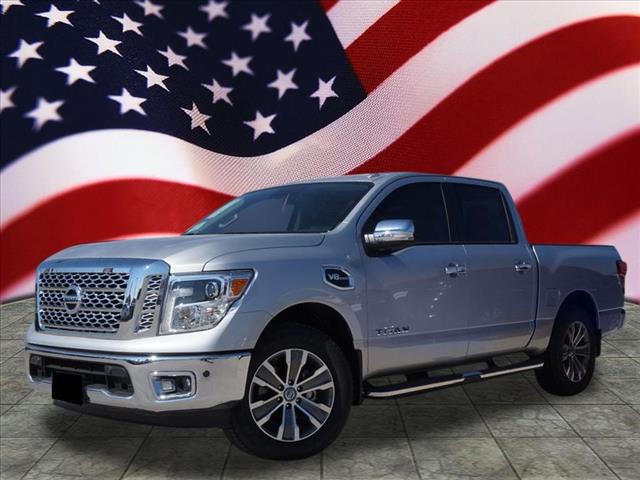 2017 Nissan Titan SL