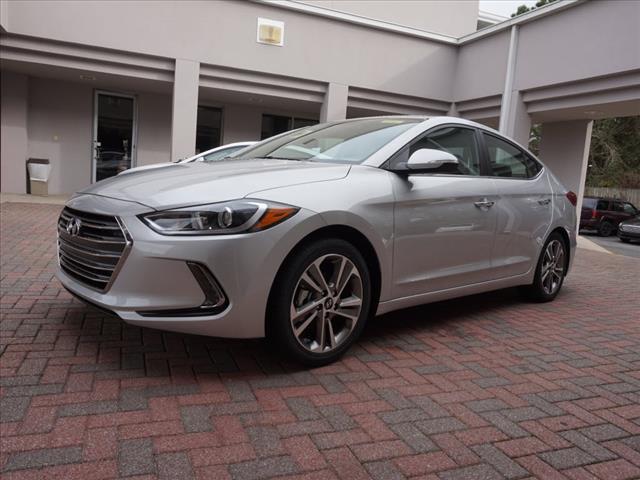 2017 Hyundai Elantra LTD.