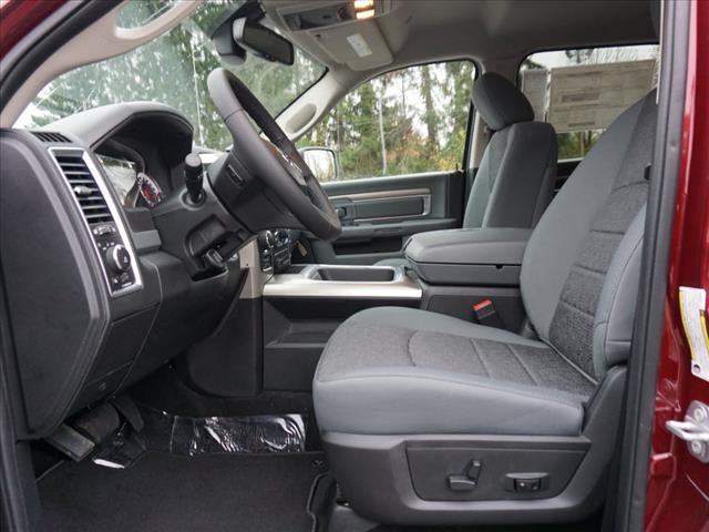 2018 RAM 1500 SLT