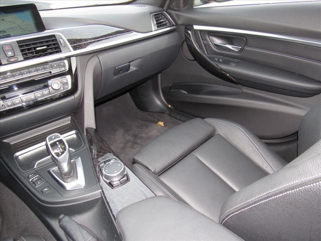 2017 BMW 3 Series 330i xDrive
