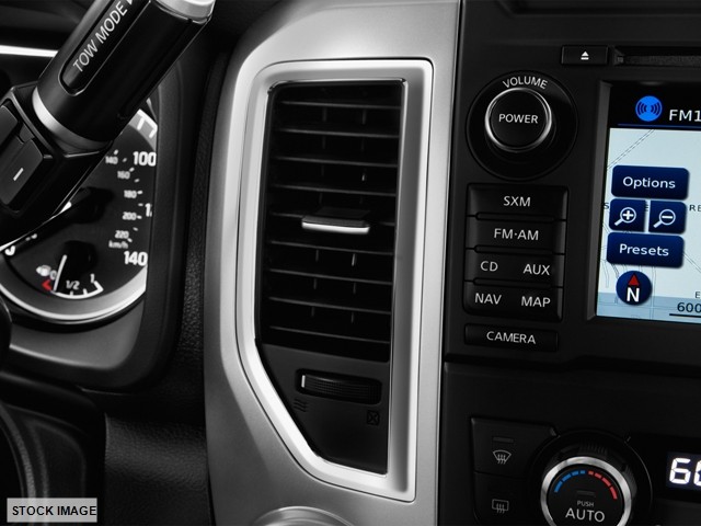 2017 Nissan Titan SL