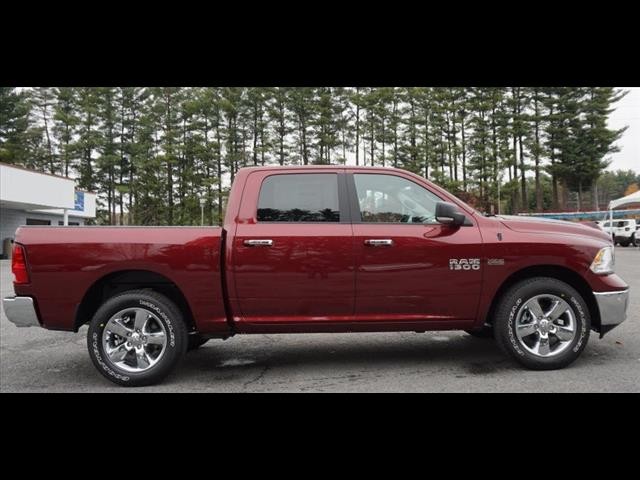 2018 RAM 1500 SLT