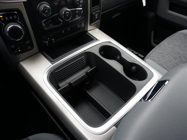 2018 RAM 1500 SLT