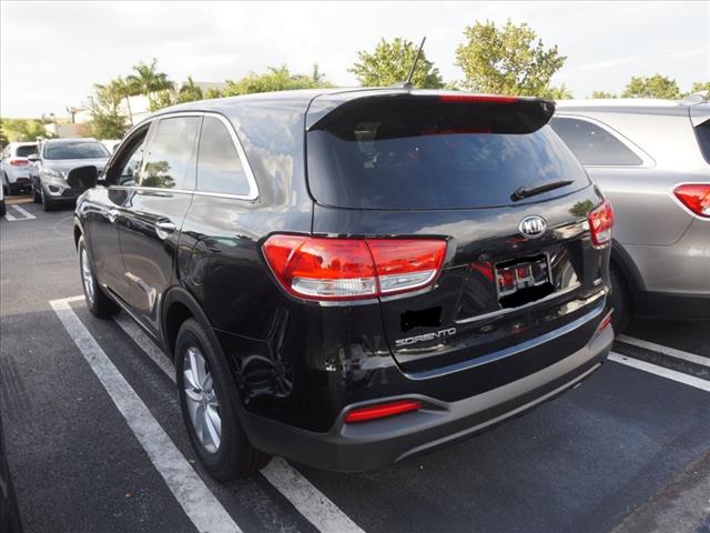 2017 Kia Sorento L