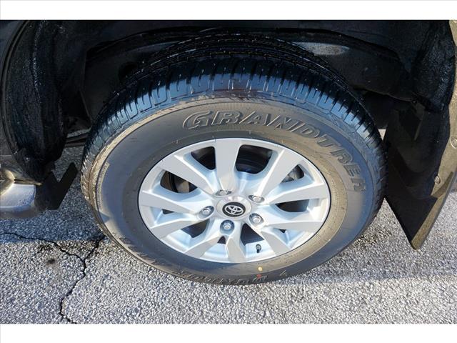 2018 Toyota Land Cruiser AWD