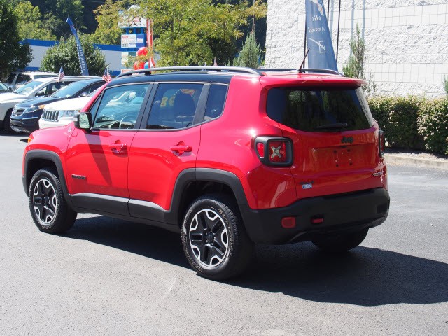 2016 Jeep Renegade Trailhawk