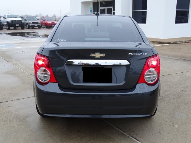 2016 Chevrolet Sonic LT Auto