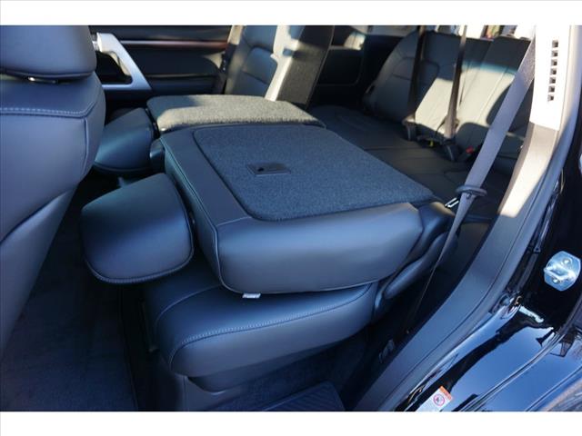 2018 Toyota Land Cruiser AWD