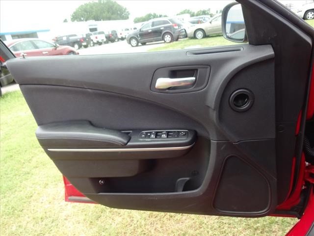 2016 Dodge Charger SE