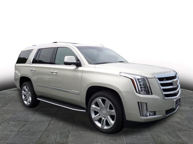 2016 Cadillac Escalade Luxury Collection